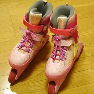 インラインスケート　キッズ女の子用　サイズM　中古品