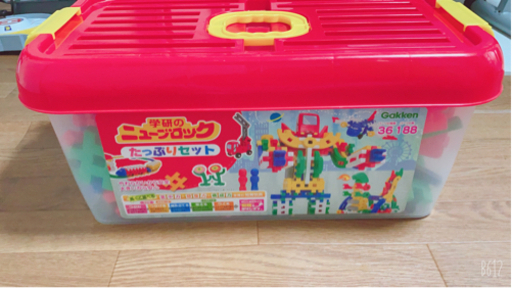ニューブロック