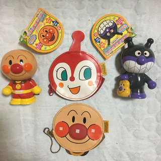 ★新品2点アンパンマンとドキンちゃんの丸形財布、の画像