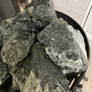 輝緑石　サウナストーン　25kg〜の画像