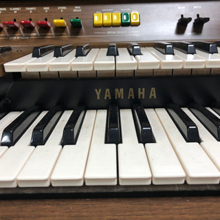 ヤマハのエレクトーンC-200です。の画像