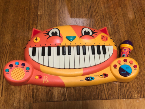 知育　猫型エキサイティングピアノ