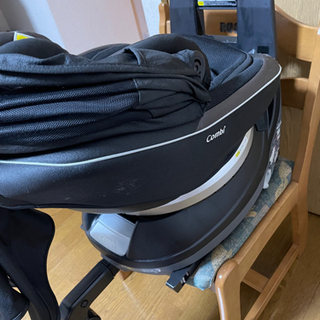 （決まりました）コンビ　チャイルドシート　isofix