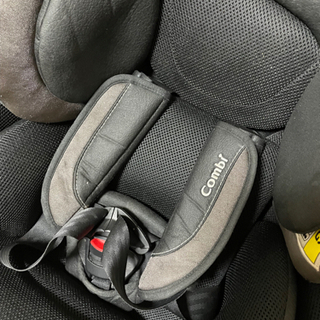 （決まりました）コンビ　チャイルドシート　isofix