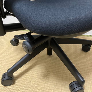 【掲載期限・10/25】リープチェア V2  中古美品 車での引き取りが可能な方の画像