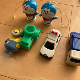 マック　ハッピーセット トミカ　ドラえもん　ミニオン