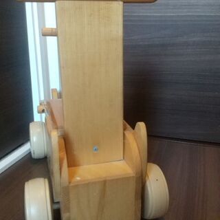 木製 アヒルの親子手押し車 兼 乗り物の画像