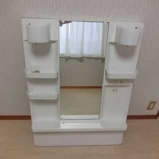 ☆TOTO洗面台　上部分のみ☆電球つき　引き取りに来て頂ける方