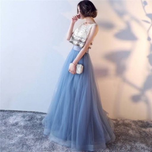 《※引き取り限定‼️7000円で販売します‼️》パーティロングドレス、セパレート風ブルー