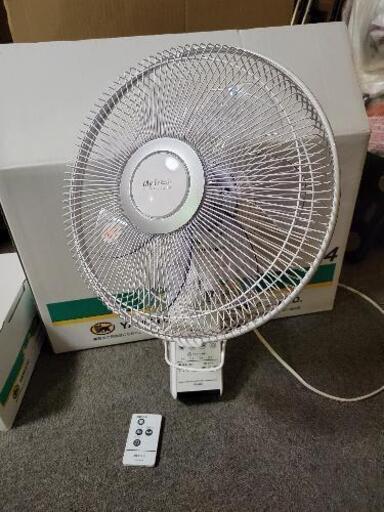 東芝壁掛け扇風機
