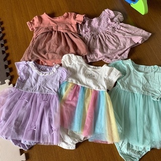 ベビー服　ベビードレス