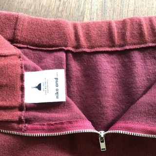 nico and… ニコアンド ニットスカート Lサイズ ボルドー色の画像