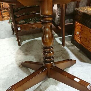 karimoku｜カリモク家具｜コロニアル｜DC3321JK｜食堂テーブル｜円卓テーブル｜ダイニングテーブルの画像