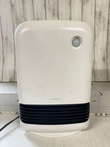 アイリスオーヤマ　JCH-12TD3-W 大風量セラミックファンヒーター 人感センサー付き