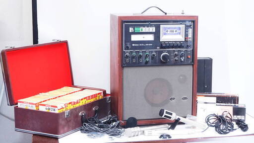 値下げしました！アンテーク☆クラリオン 8トラック＆カセットテープ 家庭用カラオケ（MW-1000A) 8トラ カセット30巻\u0026カセットテープ3本