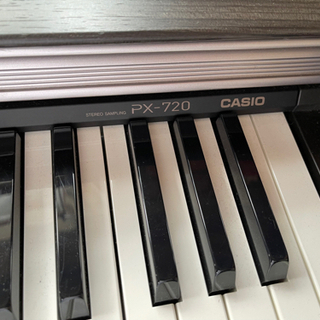 お買い得！イス付き！中古　電車ピアノ　Casio privia PX-720 の画像