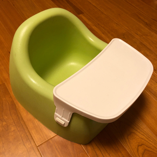 【お取引中】カリブチェア　テーブル付きの画像