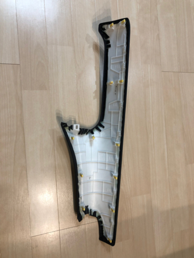 アクア　G'sインパネ助手席オーナメントパネル