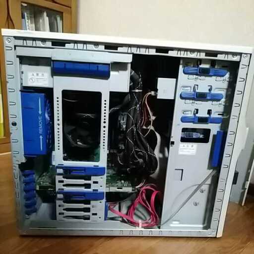 【中古品】EPSON Endeavor Pro4700 HDDフロントアクセス　説明書付き（Cドライブ・OSは付属しません）