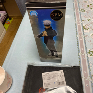 ②呪術廻戦 SPMフィギュア　五条悟と薄型ポーチ 豪華2点セットの画像