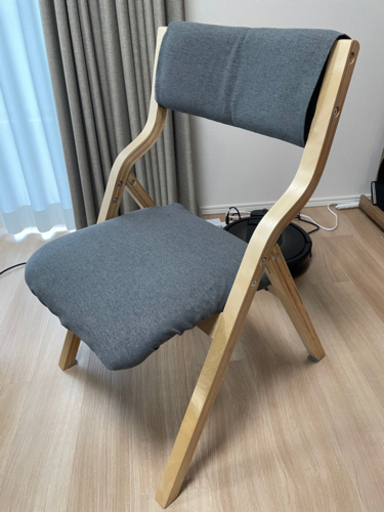 ほぼ新品 木製 折り畳み椅子 ダークグレー