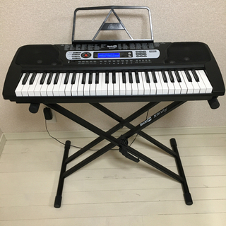 電子ピアノ