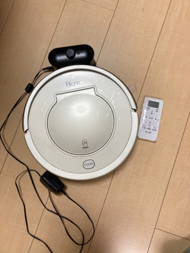 【リモコン付きお掃除ロボット】