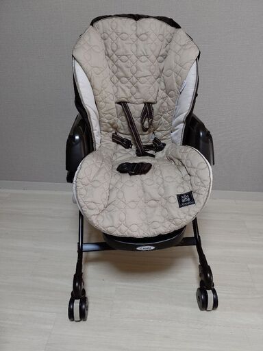 コンビ 電動 バウンサー