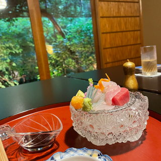 新宿の駅近で懐石料理を楽しむ会をします！🍶