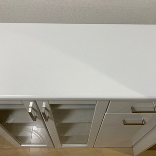 食器棚ホワイト美品の画像