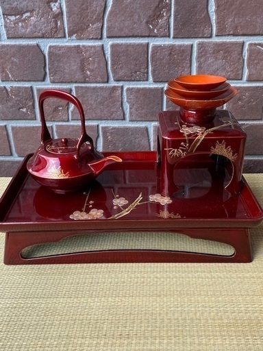 茶道具色々纏めて 天然木屠蘇器唐銅建水羽箒天目台貴人台箸洗漆器蓋置茶筅重箱花器掛軸火鉢枝炭火箸置物金盥湯桶煎茶道具古美術裏千家表千家