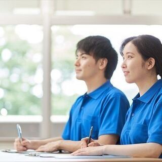 発達障害自助会　「いびつな月」