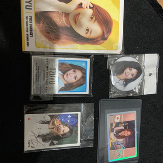 TWICE  ツウィ