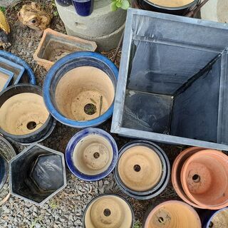 【在庫処分!!】 植木鉢 1つ 50円～ 陶器製 テラコッタ 他 サイズいろいろガーデニング  / NJ-0090 の画像