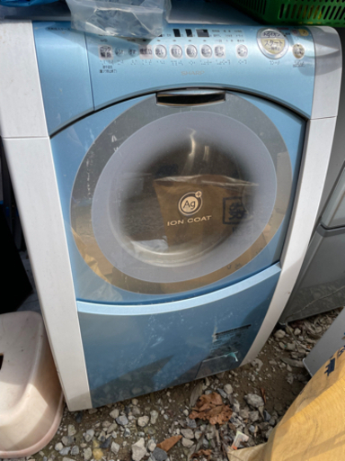 洗濯機と冷蔵庫