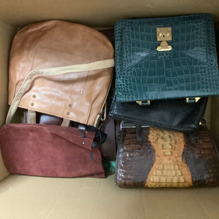 中古バッグまとめてお譲りします。買い取っていただける方優先　転売　せどりにの画像
