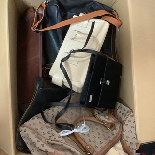 中古バッグまとめてお譲りします。買い取っていただける方優先　転売　せどりにの画像