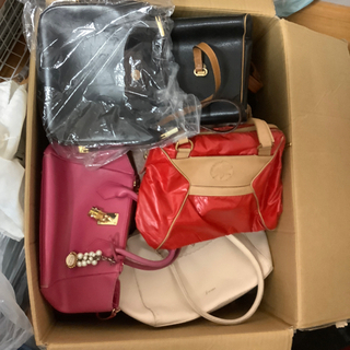 中古バッグまとめてお譲りします。買い取っていただける方優先　転売　せどりにの画像