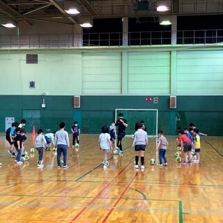 ⚽⚽千島体育館　フットサルスクール　シュライカー大阪　大正区役所すぐ横⚽⚽の画像