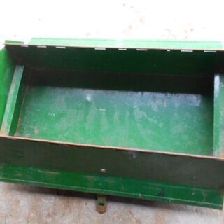 昭和のイヤサカ社の工具箱の画像