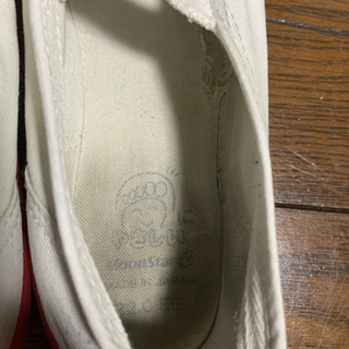 上履き シューズ 22cmEE 赤 女の子の画像