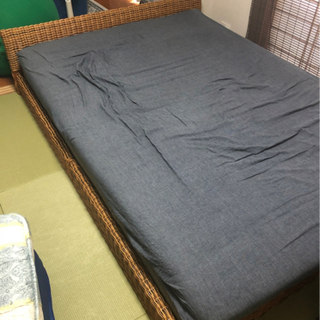 ダブルベッド　フレーム　ロータイプ　アジアン風