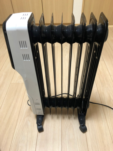 【ほぼ未使用】オイルヒーター