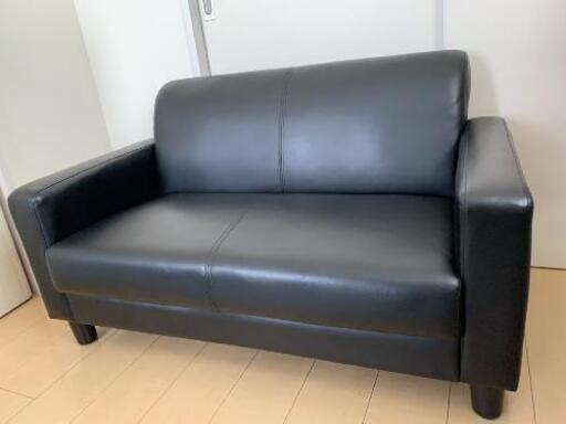 2人掛けソファー(黒) 譲ります