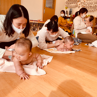 【群馬県太田市】生後2ヶ月からOK! 親子で楽しく身体を動かしませんか？☺️の画像