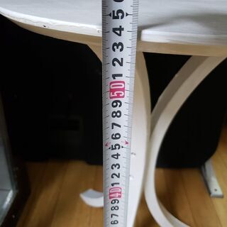 円形スツール（木製）白塗装品（中古）の画像