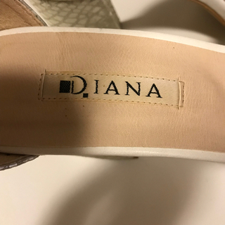 DIANA  サンダルの画像