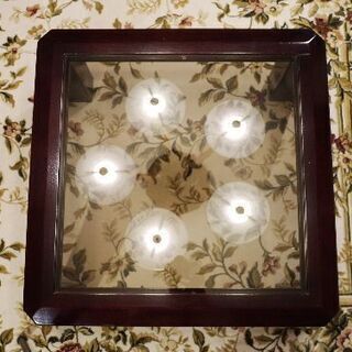 座テーブル ：天ガラス　 高さ３６㎝、幅７５㎝×７５㎝（面取り３．５㎝）の画像