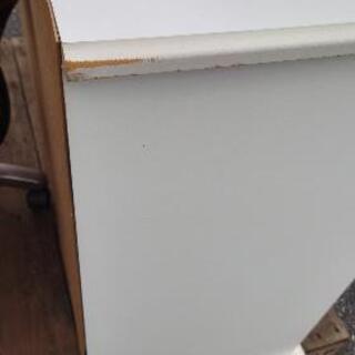 【値引きしました】白いチェストの画像