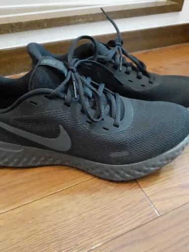 Nike Revolution 5 美品 28cm 数回しかはいてません！